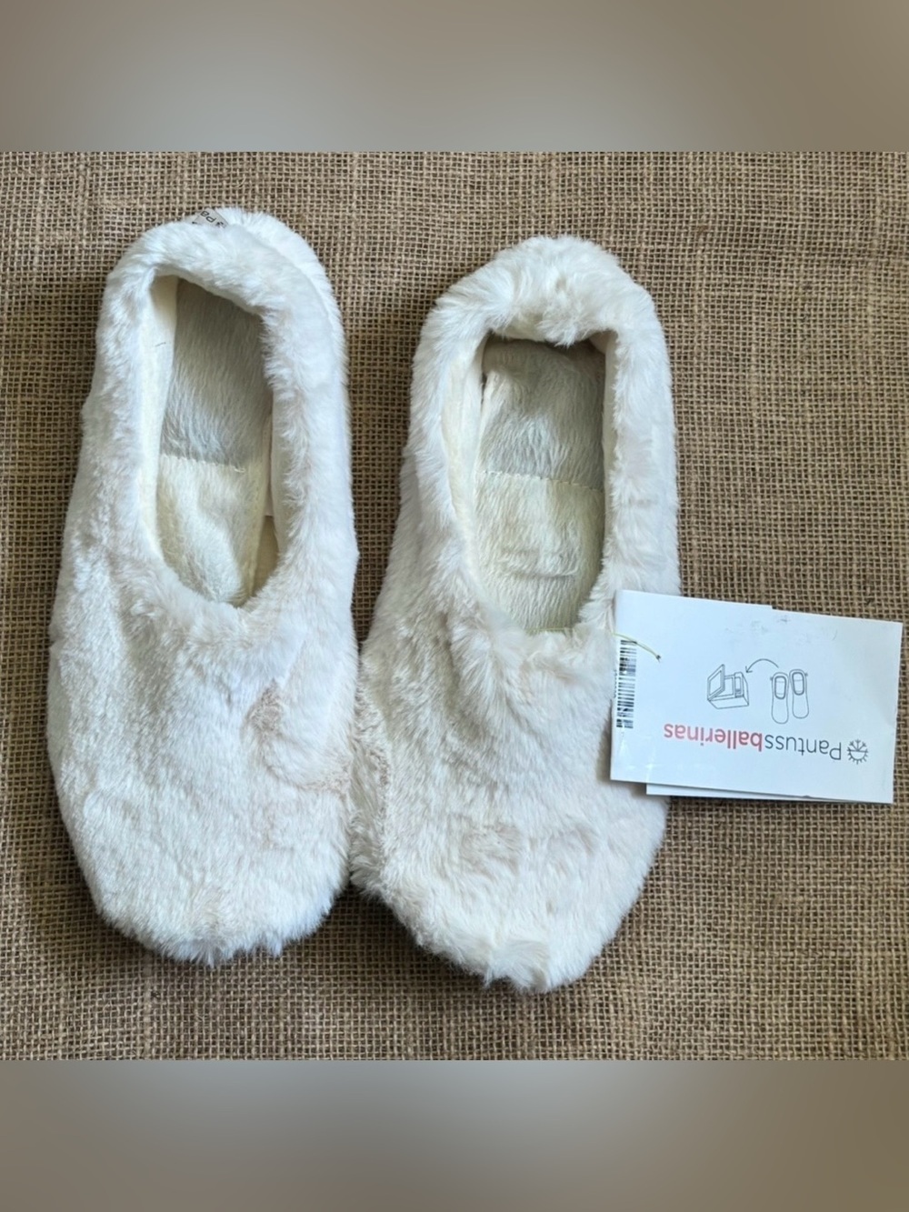 Pantuss Ballerinas Cream Slippers Sz Medium Microwavable Aromatherapy Soft Fuzzy